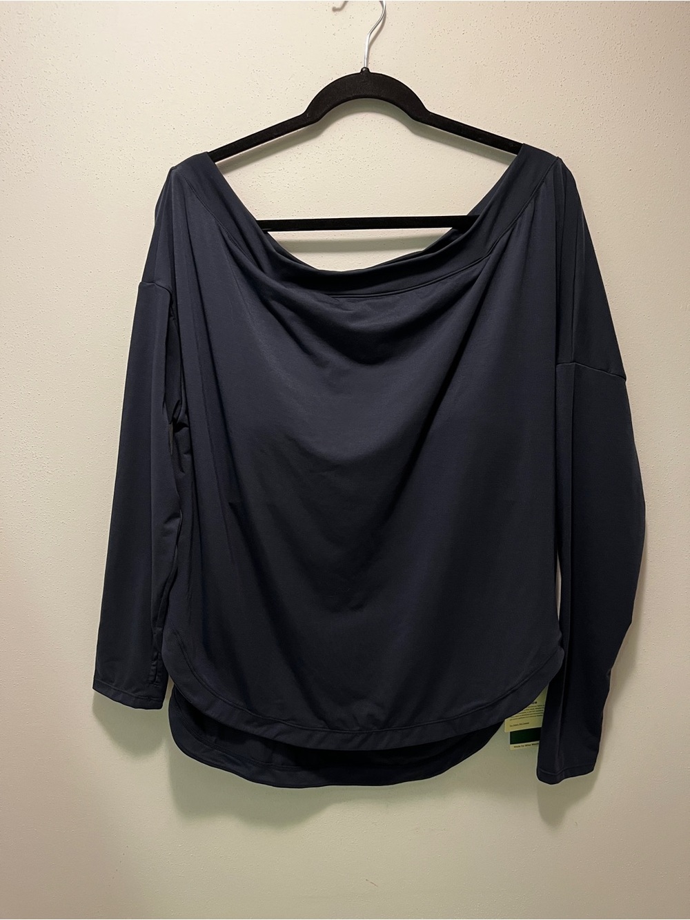 HALARA One Shoulder with sports bra built in - Picture 3 of 12